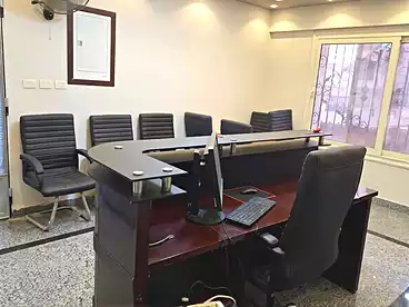 مصنع للبيع