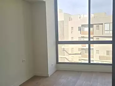 شقق للإيجار - 4 غرف - بالدور 3