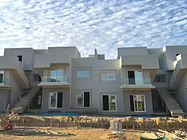 تاون هاوس للبيع - 3 غرف