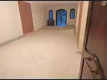 شقق للإيجار - 2 غرف - بالدور 4