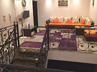 عقارات للبيع - 12 غرف