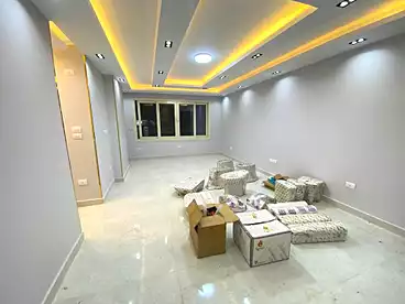 عقارات للإيجار - 3 غرف - بالدور 1