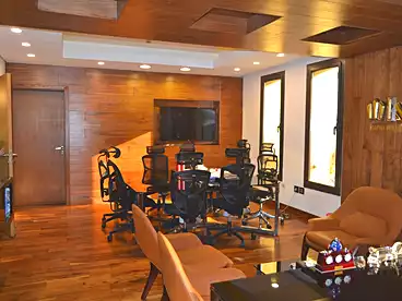 Corporate Branch For rent - 8 rooms - floor 4