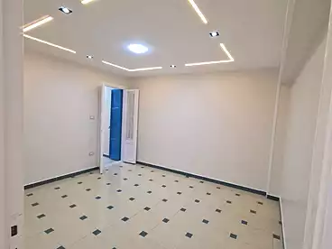 عقارات للبيع - 3 غرف - بالدور 9