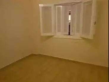 عقارات للبيع - 3 غرف - بالدور 0