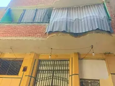 House / Home For sale - 3 rooms
