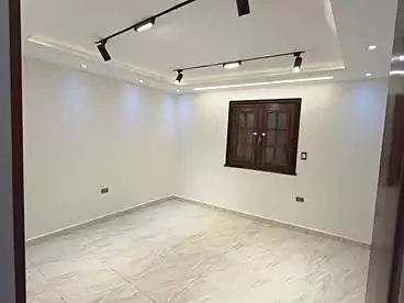 شقق للبيع في البيطاش، العجمي، 120 متر
