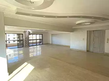 Apartments For sale - 4 rooms - floor 5