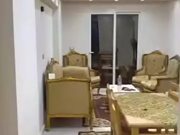 شقق مفروشة للبيع - 3 غرف - بالدور 10