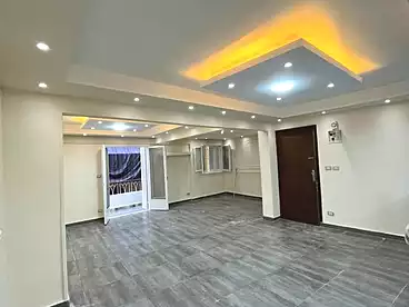 عقارات للبيع - 3 غرف - بالدور 1