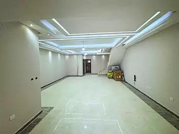 شقق للبيع - 3 غرف - بالدور 1