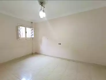 Apartments For sale in Abd El-Moneim Sanad St, Camp Cesar, 125 sqm