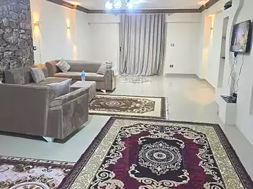 شقق مفروشة للإيجار في كامب شيزار، الاسكندرية، 175 متر