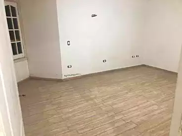 شقق للبيع في شارع 10، ميامي الجديدة، 130 متر