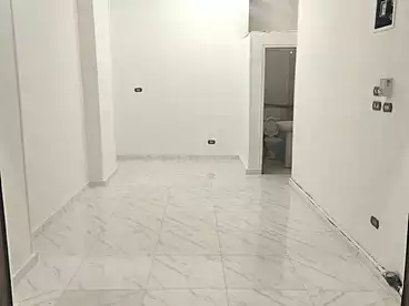 Commercial For sale - floor 0