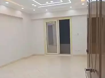 شقق للبيع - 3 غرف - بالدور 17