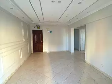Apartments For sale in Ibn Shker St., Miami, 130 sqm