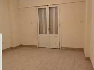 Apartments For sale in Abou Quer St - El Horeya Rd, Ganaklis, 87 sqm