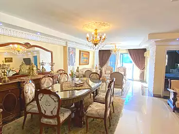 روف للبيع في شارع الرياض، البيطاش، 270 متر