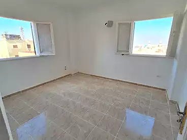 شقق للبيع في شارع الشهيد عبدالعزيز عاطف، المجاورة السابعة، 155 متر