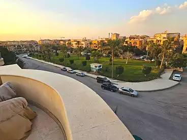 Apartments For rent in Gazbia Sirry St., El Choueifat, 400 sqm