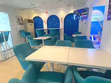 محلات للإيجار في شارع سيد زكريا، شيراتون، 110 متر