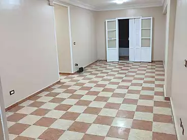 Apartments For rent in El Mandara Bahri, El Mandara, 135 sqm