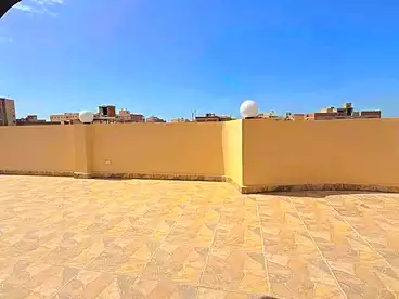 Roof For sale in Bianchi, El Bitash, 250 sqm