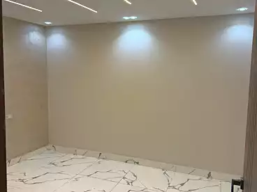 شقق للبيع في شارع سلطان خطاب، اللبيني، 140 متر