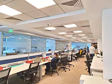 Offices For rent in Northern 90th St., 90th Street, 722 sqm