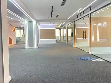 مقر إداري للإيجار في شارع التسعين الجنوبي، شارع التسعين، 1100 متر