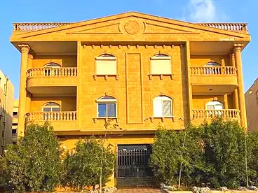 شقق للبيع في شارع عمر مكرم، النرجس 8، 275 متر