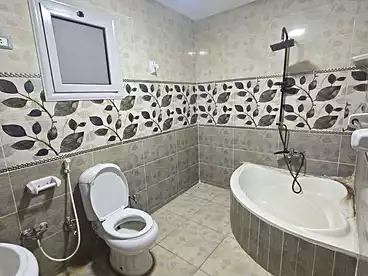 شقق للبيع في شارع احمد بدوي، المساكن الاقتصادية، 146 متر