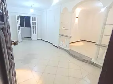 شقق للبيع في شارع 16 الاصلاح، الفلكي، 100 متر