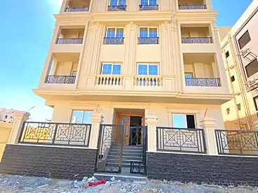 For sale in South Suez Road - El Hay El Takmely, Bait El Watan, 275 sqm