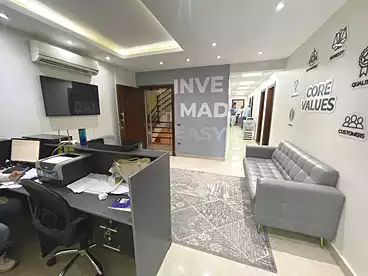 Offices For rent in Southern 90th St., 90th Street, 170 sqm