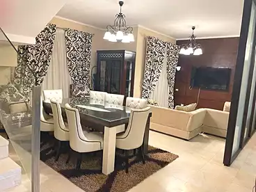 بنتهاوس للإيجار في كمبوند فيلدج جيت - بالم هيلز، كمبوند بالتجمع الخامس، 210 متر