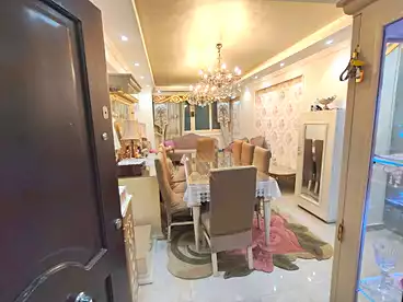 عقارات للبيع في شارع النصر، سموحة، 100 متر
