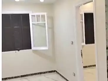 عقارات للبيع في كامب شيزار، الاسكندرية، 85 متر