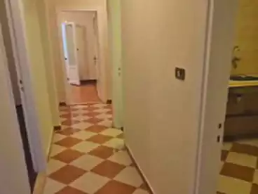 شقق للإيجار في جناكليس، الاسكندرية، 150 متر