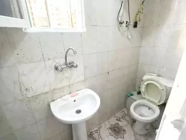 Apartments For sale in Khaled Ibn El Waleed St., Miami, 70 sqm