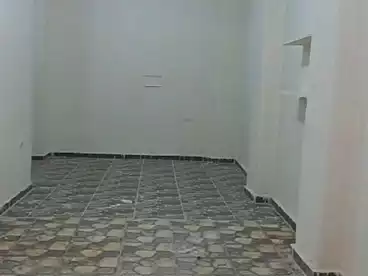محلات للإيجار في محرم بك، الاسكندرية، 40 متر