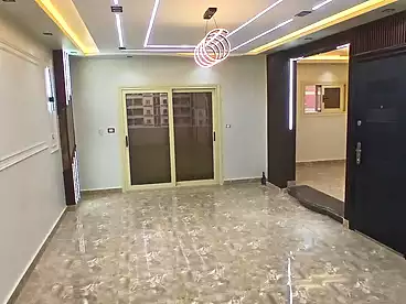 شقق للبيع في شارع الاربعين، بيانكي، 170 متر