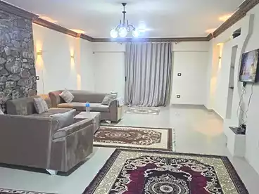 شقق مفروشة للإيجار في كامب شيزار، الاسكندرية، 175 متر