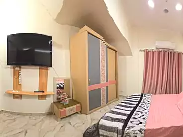 For rent in Sixteenth Neighborhood, El Sheikh Zayed, 120 sqm