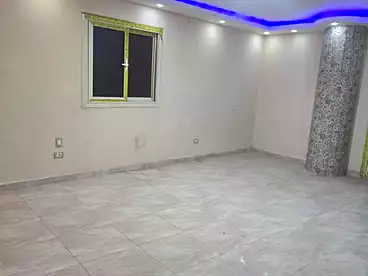 شقق للإيجار في شارع الشهيد احمد حمدي، الطوابق، 225 متر