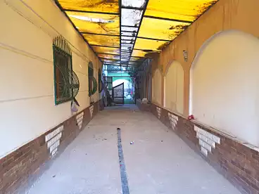 دوبلكس للبيع في المجاورة الاولى، الحي الثامن، 300 متر