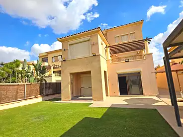 فلل للبيع في ليفانا - كمبوند أب تاون كايرو، كمبوند أب تاون كايرو - اعمار، 368 متر