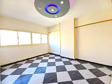 Apartments For sale in Gamal Abdel Nasser St., El Mandara, 115 sqm