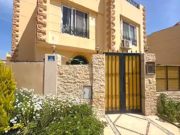 عقارات للبيع في كمبوند جولف السليمانيه - شركة مصر للتنمية السياحية، الشيخ زايد الجديدة، 230 متر